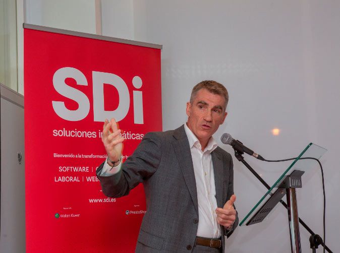 Wolters Kluwers hablando sobre SDi