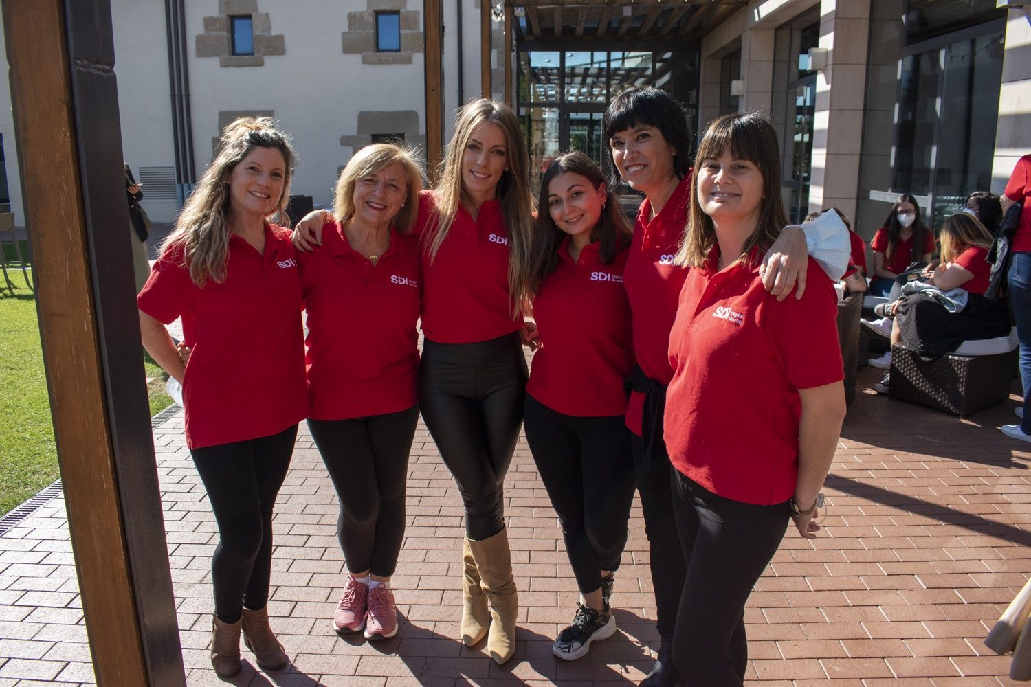 El mejor talento femenino reunido en el primer #SDiWomenTech 40